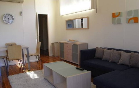 A Husky Sea-Esta - Accommodation Mount Tamborine 4