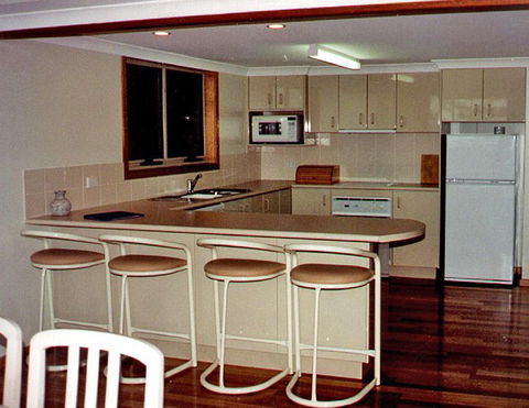 Angourie Bay Villas - Accommodation Mount Tamborine 2
