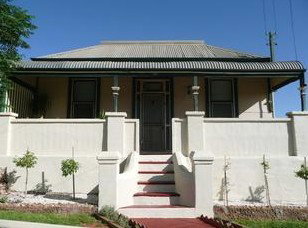 Hill Crest House - Accommodation Mount Tamborine 2