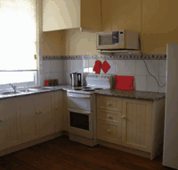 Art Mecca on Wills - Accommodation Mount Tamborine