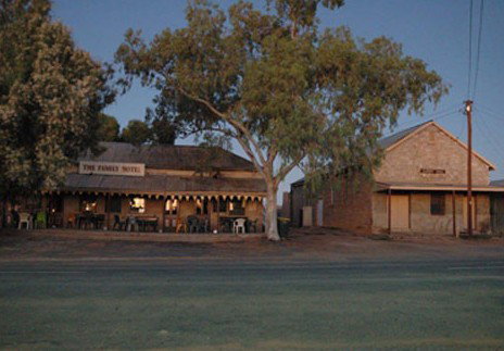 Tooles Family Hotel - Accommodation Mount Tamborine 0