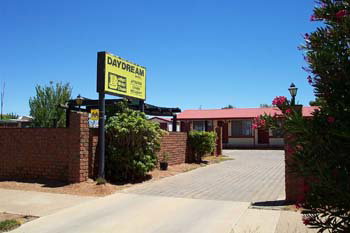 Daydream Motel - Accommodation Mount Tamborine 0