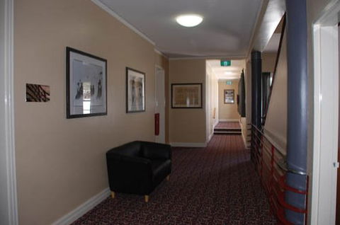 Alpine Hotel - Accommodation Mount Tamborine 0