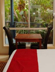 Azura Beach House Bed And Breakfast - Accommodation Mount Tamborine 2