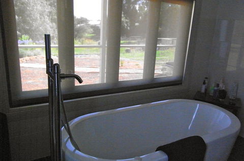 Allawah - Old Methodist Church - Accommodation Mount Tamborine 5