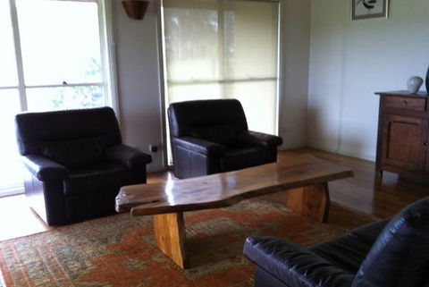 Artist Cottage Ogishi Craft Centre - Accommodation Mount Tamborine 2