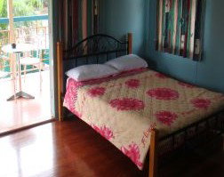 Fraser Roving Backpacker Resort - Accommodation Mount Tamborine 3