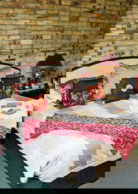 Centre Point Mid-City Motor Inn - Accommodation Mount Tamborine 0