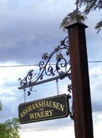Hope Cottage Country Retreat At Assmanshausen Winery - Accommodation Mount Tamborine 3