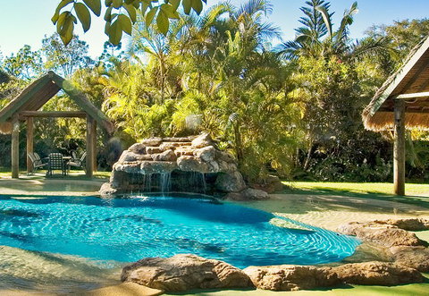 Straddie Bungalows - Accommodation Mount Tamborine 0