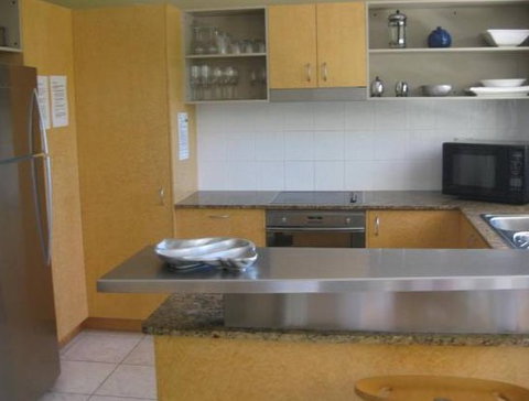 Cylinder Cove Apartments - Accommodation Mount Tamborine 4