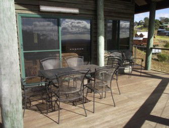 Bunya Paradise - Holiday Home - Accommodation Mount Tamborine 4