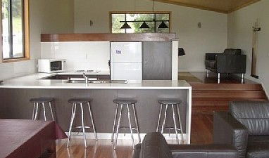 One Tree - Holiday Home - Accommodation Mount Tamborine 2
