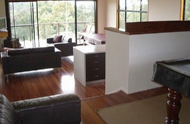 One Tree - Holiday Home - Accommodation Mount Tamborine 3