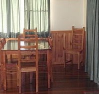 Pineview - Holiday Home - Accommodation Mount Tamborine
