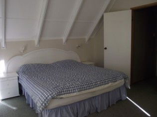 Ty-ar-y-bryn - Holiday Home - Accommodation Mount Tamborine 0