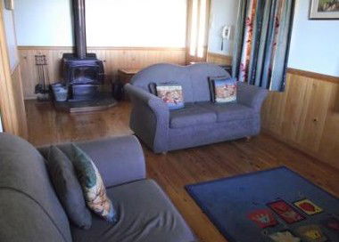 Renyar - Holiday Home - Accommodation Mount Tamborine 3