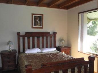Lilypilly Lodge - Holiday Home - Accommodation Mount Tamborine 2