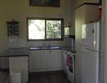 Lilypilly Lodge - Holiday Home - Accommodation Mount Tamborine 3