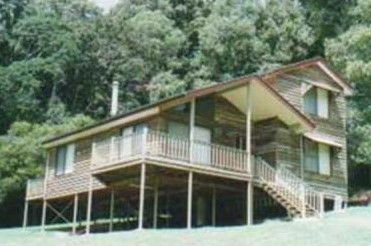 Lilypilly Lodge - Holiday Home - Accommodation Mount Tamborine 5