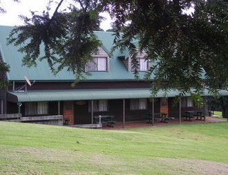 Mai - Chalet - Accommodation Mount Tamborine 5