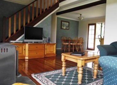 Tranquility - Holiday Home - Accommodation Mount Tamborine 4