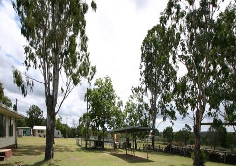 Nanango Caravan And Motorhome Park - Accommodation Mount Tamborine 1