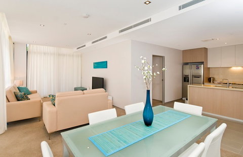 Ambience On Burleigh Beach - Accommodation Mount Tamborine 2