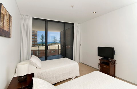 Ambience On Burleigh Beach - Accommodation Mount Tamborine 4