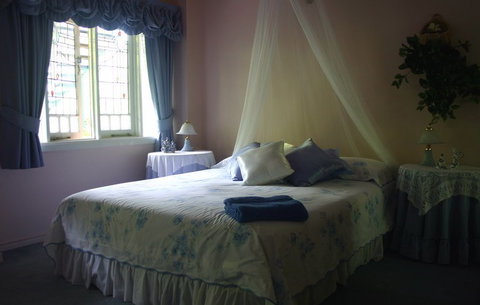 Riviera Bed And Breakfast - Accommodation Mount Tamborine 2