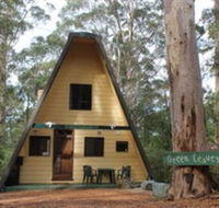 Green Leaves Cabin - Accommodation Mount Tamborine