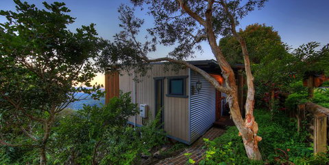 At Remingtons B & B - Accommodation Mount Tamborine 1