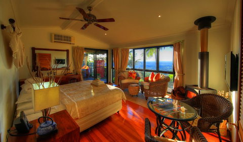 At Remingtons B & B - Accommodation Mount Tamborine 6