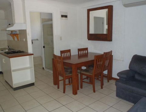 Beachside Holiday Units - Accommodation Mount Tamborine 3