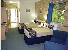 Emeraldene Inn & Eco-Lodge - Accommodation Mount Tamborine 3