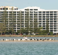 Ramada Resort Golden Beach - Accommodation Mount Tamborine