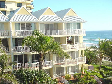 Crystal Beach Resort - Accommodation Mount Tamborine 0