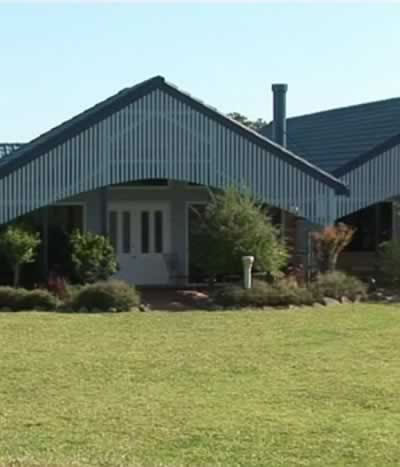 Jacaranda Country Lodge - Accommodation Mount Tamborine 0