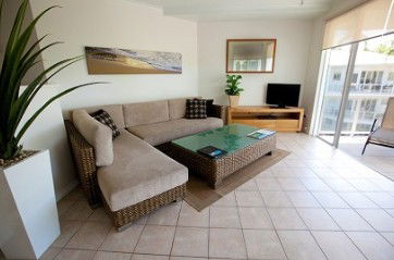 Beaches At Port Douglas - Accommodation Mount Tamborine 2
