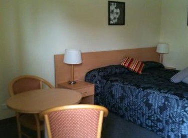 Golden Guitar Motor Inn - Accommodation Mount Tamborine 2