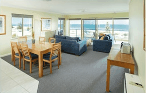 Seashells Serviced Apartments Scarborough - Accommodation Mount Tamborine 3