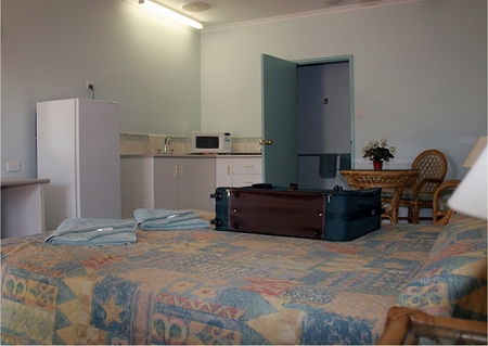 Broome Motel - Accommodation Mount Tamborine 1
