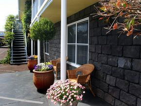 Central Motel Port Fairy - Accommodation Mount Tamborine 2