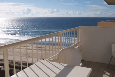 Bahia Beachfront Apartments - Accommodation Mount Tamborine 4