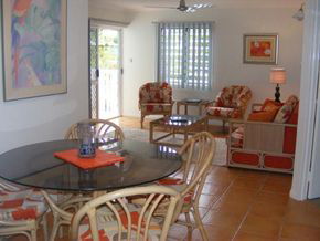 Port Douglas Outrigger Apartments - Accommodation Mount Tamborine 2