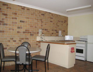 Crows Nest Motel - Accommodation Mount Tamborine 1