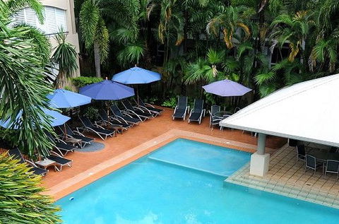 Cayman Villas Port Douglas - Accommodation Mount Tamborine 4