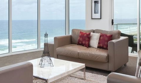 Mint Broadbeach - Accommodation Mount Tamborine 0