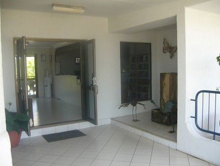 L'Amor Holiday Apartments - Accommodation Mount Tamborine 1