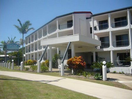 L'Amor Holiday Apartments - Accommodation Mount Tamborine 2